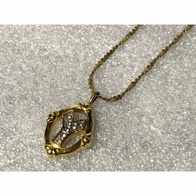 美品 イヴサンローラン Yロゴ ストーン ネックレス YSL - mgf.ru