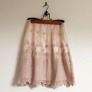 イネド(INED)のINED♡フラワーレース刺繍スカート(ひざ丈スカート)