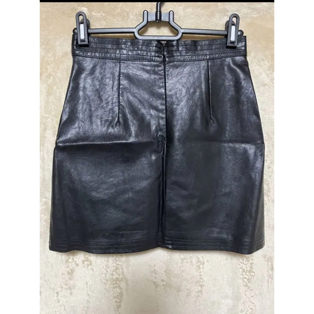LVEU. レザーミニスカート レディースのスカート(ミニスカート)の商品写真