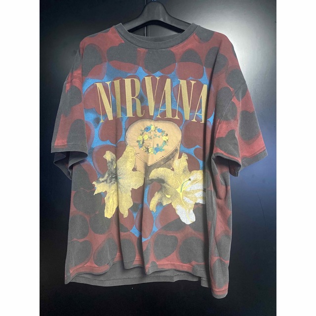 NIRVANA Heart-Shaped Box Tシャツ  カートコバーン メンズのトップス(Tシャツ/カットソー(半袖/袖なし))の商品写真