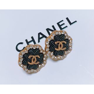 シャネル(CHANEL)のCHANELボタンピアス/イヤリング(ピアス)