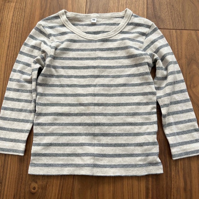 MUJI (無印良品)(ムジルシリョウヒン)のボーダーシャツ　100 無印 キッズ/ベビー/マタニティのキッズ服女の子用(90cm~)(Tシャツ/カットソー)の商品写真