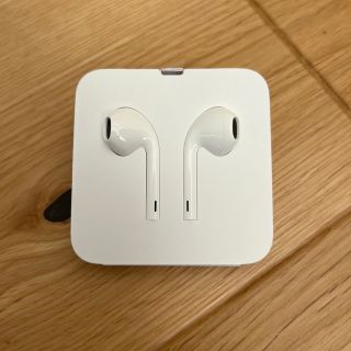 アップル(Apple)のApple イヤホン　純正(ヘッドフォン/イヤフォン)