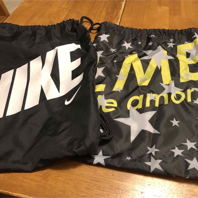 NIKE(ナイキ)のNIKE ナイキ フットサル 24.5cm スポーツ/アウトドアのサッカー/フットサル(シューズ)の商品写真