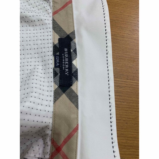 BURBERRY(バーバリー)のバーバリー　シャツ　120A キッズ/ベビー/マタニティのキッズ服男の子用(90cm~)(ドレス/フォーマル)の商品写真