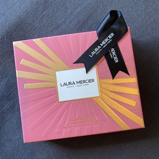 ローラメルシエ(laura mercier)のLAURA MERCIAR💓ローラメルシェ✨2022限定Christmasコフレ(ハンドクリーム)