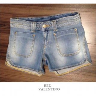 レッドヴァレンティノ(RED VALENTINO)のRED VALENTINO ❤︎ レッド ヴァレンティノ デニム ショートパンツ(ショートパンツ)