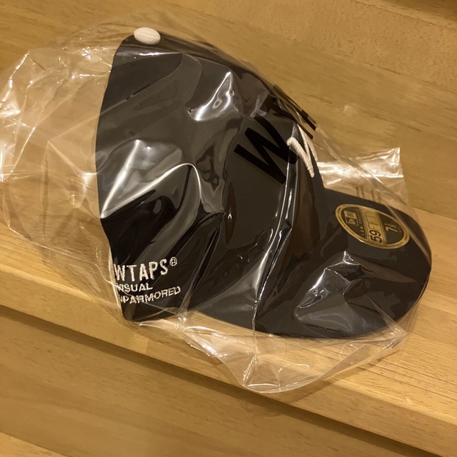 W)taps(ダブルタップス)のwtaps newera ネイビー メンズの帽子(キャップ)の商品写真