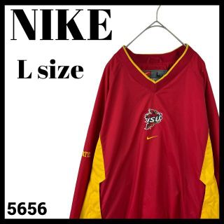 ナイキ(NIKE)のナイキ Vネック ナイロン プルオーバー 赤 黄色 カレッジロゴ US/L 古着(ブルゾン)