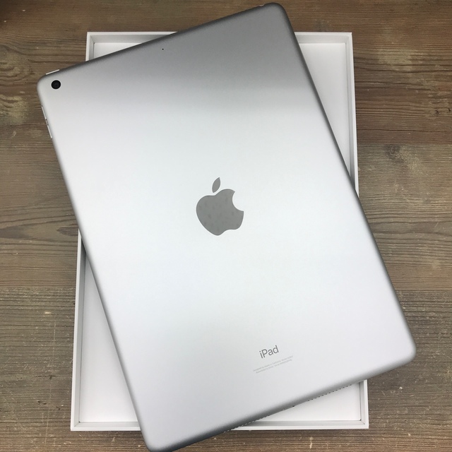 美品　Apple iPad 第9世代 64GB 本体 Wi-Fiモデル