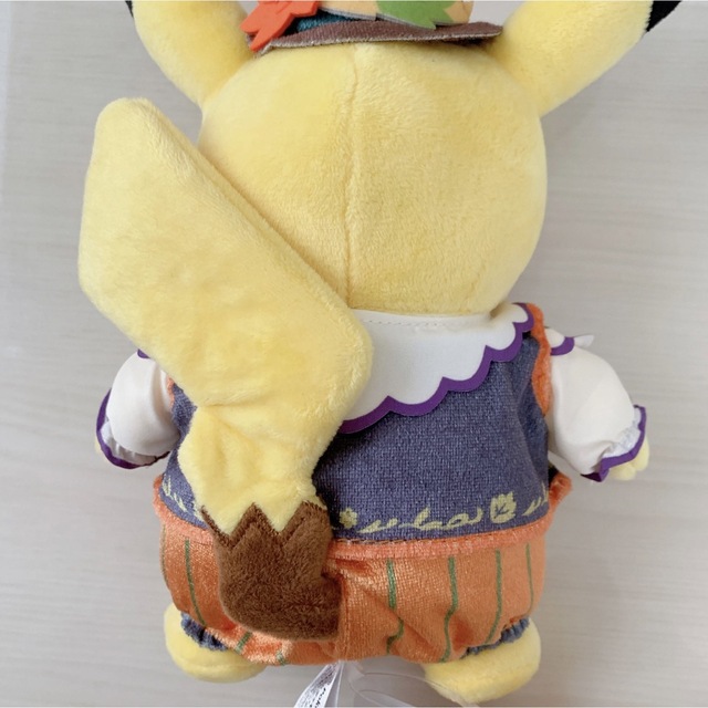 ポケモンセンター　ハロウィン　ピカチュウ　ぬいぐるみ　限定　ハロウィンピカチュウ エンタメ/ホビーのおもちゃ/ぬいぐるみ(ぬいぐるみ)の商品写真