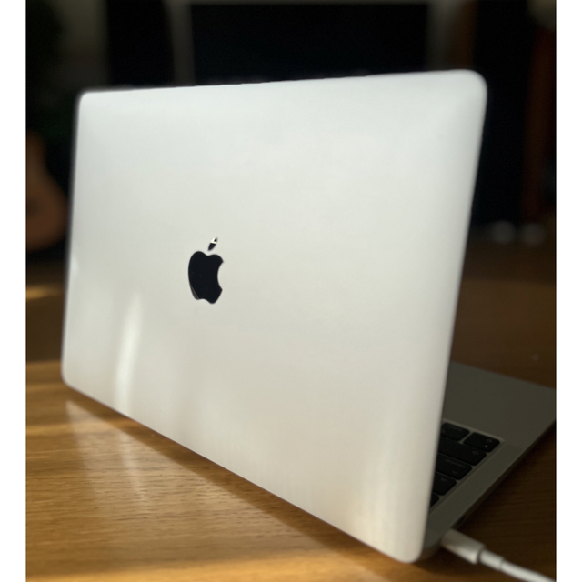 MacBook Air (Retina,13-inch, 2020) A2179 1