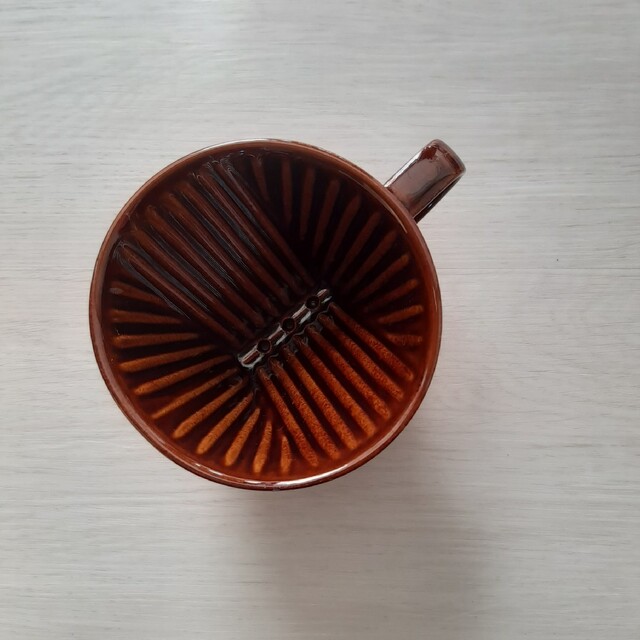 Kalita(カリタ)の【美品】Kalita　陶器製 コーヒードリッパー ロト インテリア/住まい/日用品のキッチン/食器(その他)の商品写真