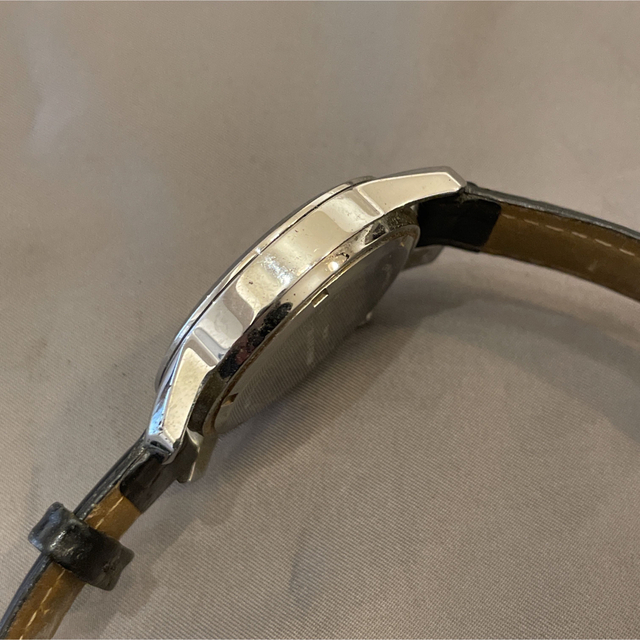 UNITED ARROWS(ユナイテッドアローズ)のUNITED ARROWS retrograde時計 1143-699-0003 メンズの時計(腕時計(アナログ))の商品写真