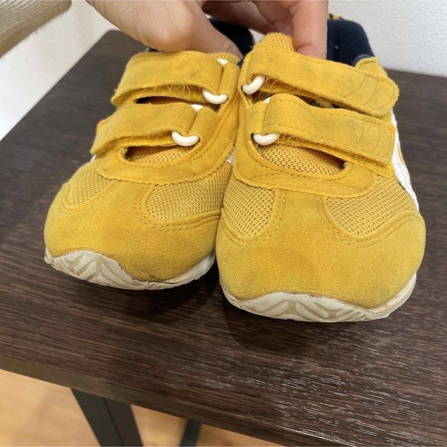 MIZUNO(ミズノ)の靴16.5cmミズノアシックス キッズ/ベビー/マタニティのキッズ靴/シューズ(15cm~)(スニーカー)の商品写真
