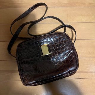 サルヴァトーレフェラガモ(Salvatore Ferragamo)のフェラガモ　バッグ(ショルダーバッグ)