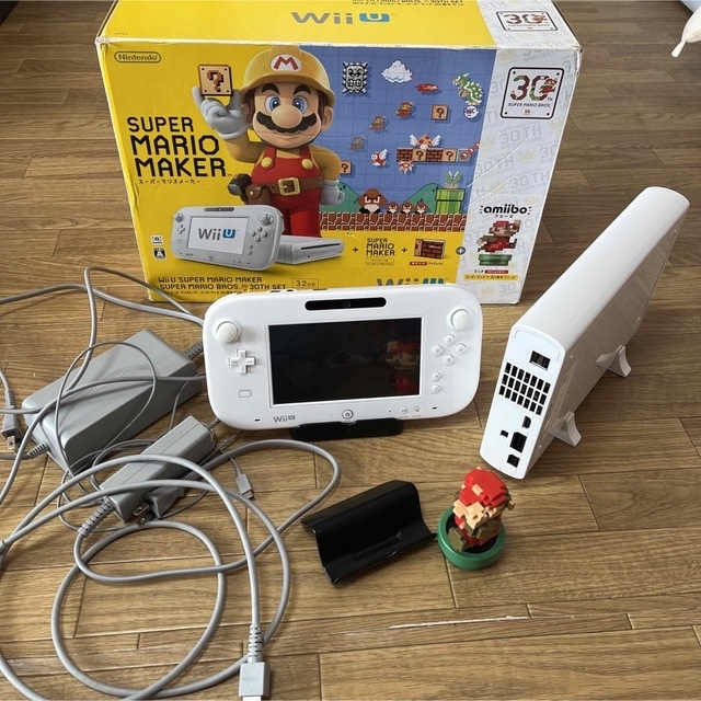 任天堂WiiU 本体　マリオメーカー