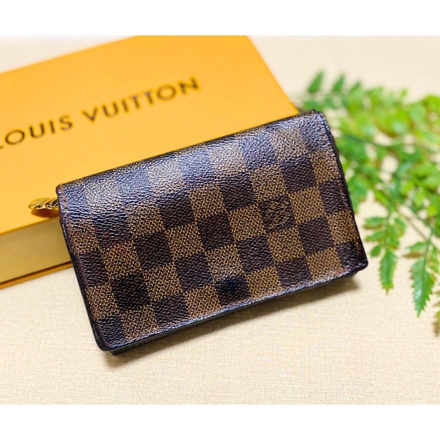 最初の LOUIS VUITTON ダミエ 二つ折り財布 VUITTON LOUIS - 財布
