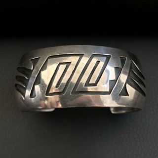 INDIAN JEWELRY - NAVAJO Willie Yazzie バングル A インディアン