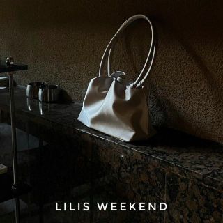 LilisWeekend シルバー 巾着 クラウド ハンドバッグ ミニ(ハンドバッグ)