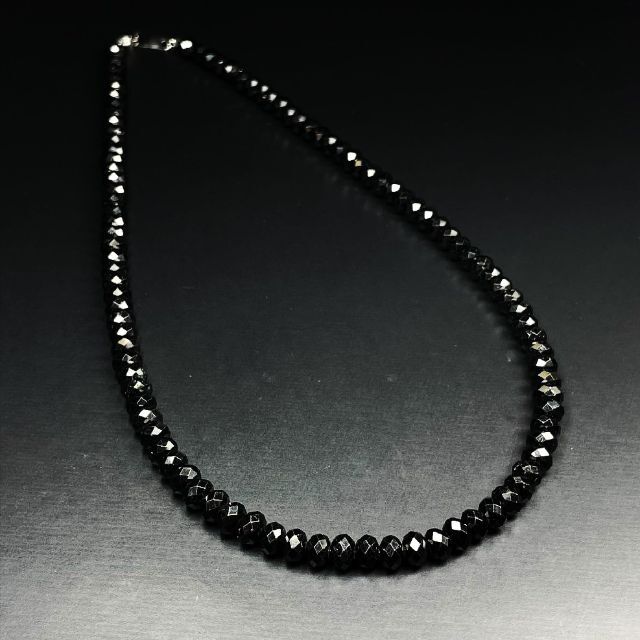 【大粒でカッコいい!!】ブラックスピネルネックレス 6ｍｍ・4ｍｍ