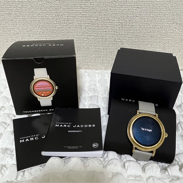 MARC JACOBS - 《生産終了品》MARC JACOBS スマートウォッチ の通販 by