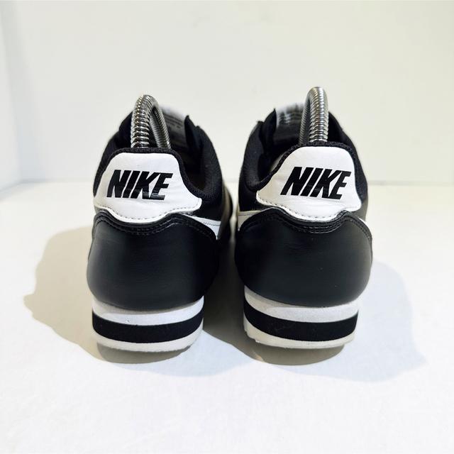 NIKE(ナイキ)のNIKE★CORTEZ/コルテッツ★レザー★ブラックホワイト/黒白★23.5cm レディースの靴/シューズ(スニーカー)の商品写真