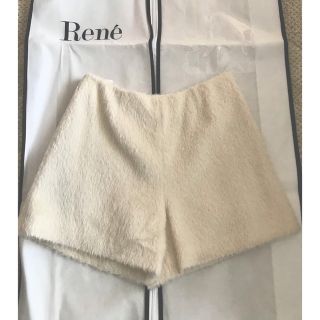 ルネ(René)の美品❣️  Rene  アルパカオフホワイトパンツ(ショートパンツ)