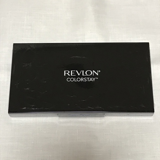 REVLON(レブロン)の☆レブロン カラーステイ パウダー ファンデーション コンパクト ケース コスメ/美容のメイク道具/ケアグッズ(ボトル・ケース・携帯小物)の商品写真