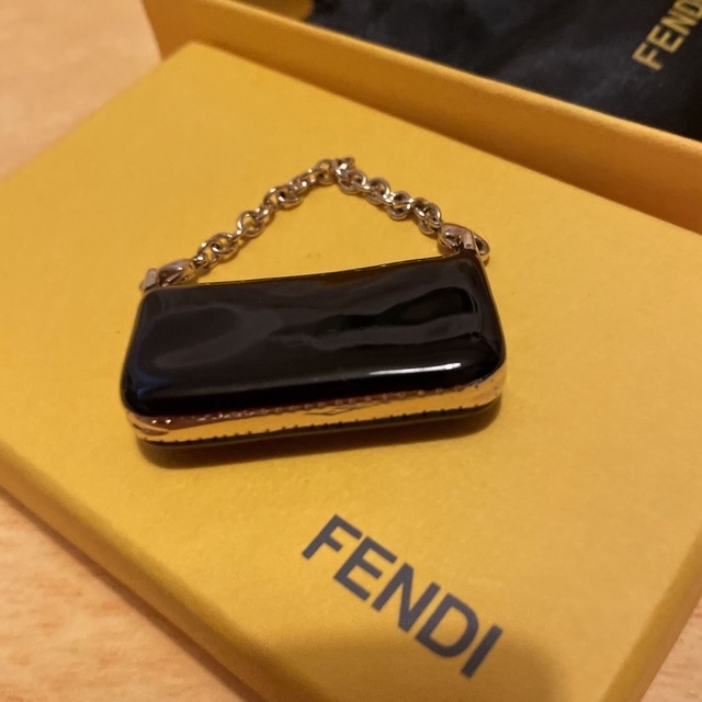FENDI(フェンディ)の未使用　フェンディ  バケットバッグStyle    チャーム　ペンダントトップ レディースのアクセサリー(チャーム)の商品写真