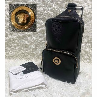 VERSACE - 【新品未使用】 VERSACE JEANS COUTURE ボディバッグの通販 ...