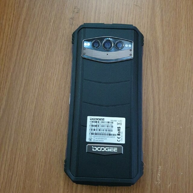 DOOGEE V30 スマホ/家電/カメラのスマートフォン/携帯電話(スマートフォン本体)の商品写真