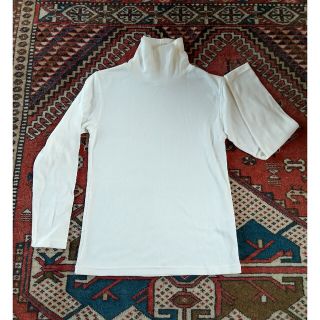 シマムラ(しまむら)のキッズ タートルネック 白 140cm しまむら 長袖Tシャツ(Tシャツ/カットソー)