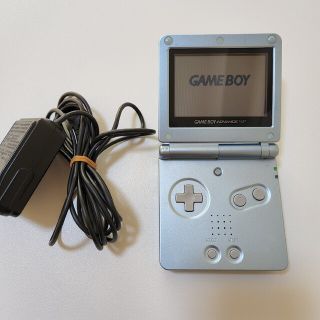 ゲームボーイアドバンス(ゲームボーイアドバンス)のゲームボーイアドバンス　本体　充電器付き(家庭用ゲーム機本体)