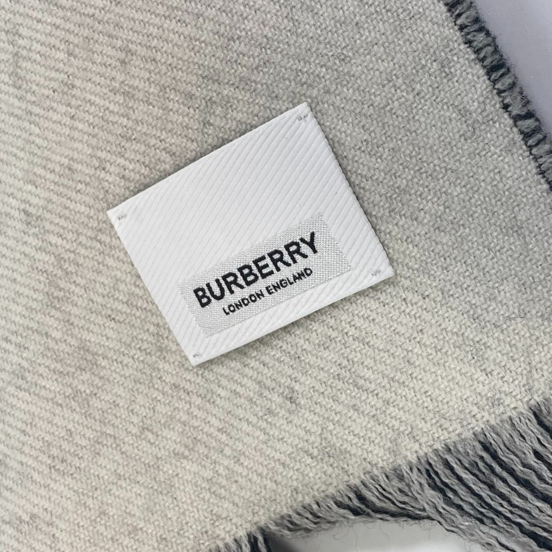 BURBERRY(バーバリー)のバーバリー BURBERRY ロゴ 80085081 バイカラー フリンジ マフラー ウール ブラック×ホワイト 美品 レディースのファッション小物(マフラー/ショール)の商品写真