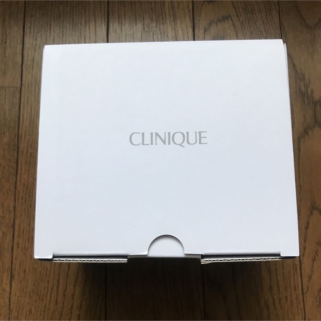 CLINIQUE(クリニーク)のCLINIQUE コットンケース コスメ/美容のコスメ/美容 その他(その他)の商品写真