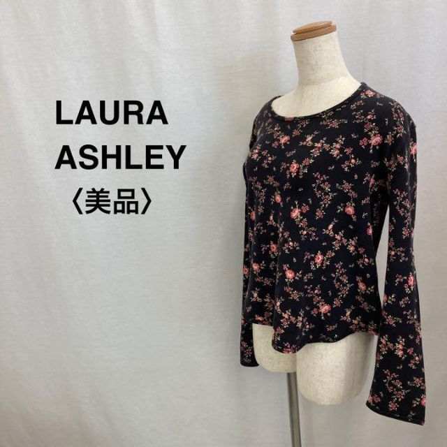 LAURA ASHLEY ローラアシュレイ 長袖花柄カットソー ブラック | フリマアプリ ラクマ