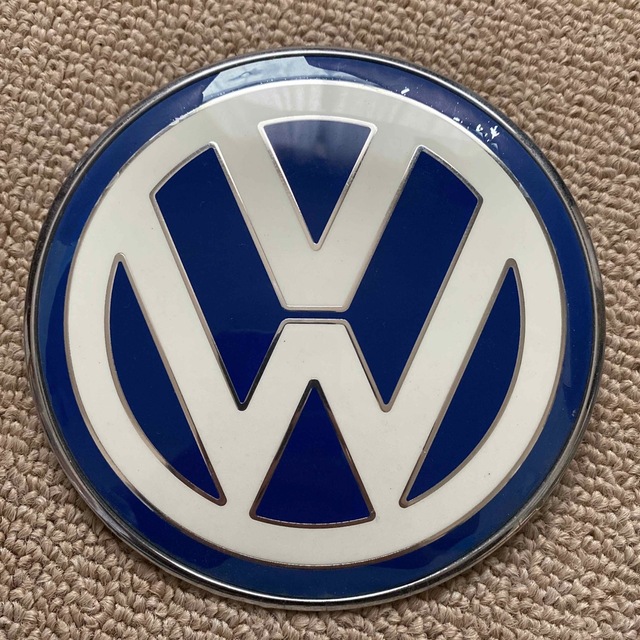 Volkswagen 【Giantsさん専用】フォルクスワーゲン エンブレムの通販 by ミカン's shop｜フォルクスワーゲンならラクマ
