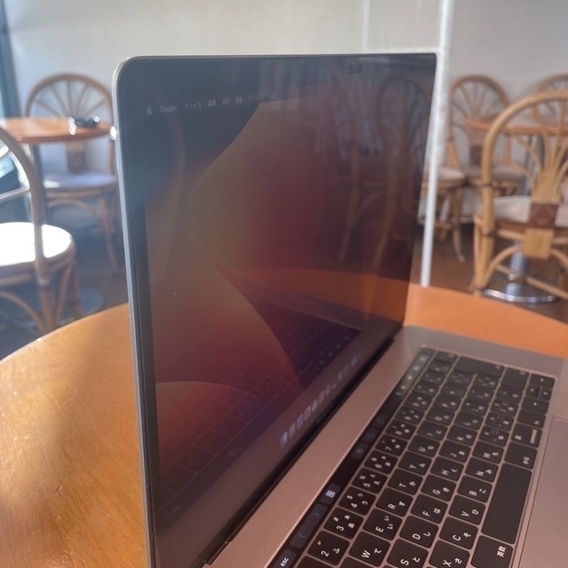 Mac (Apple)(マック)のMacBook Pro CTUモデル i9 2018 15inch A1990 スマホ/家電/カメラのPC/タブレット(ノートPC)の商品写真
