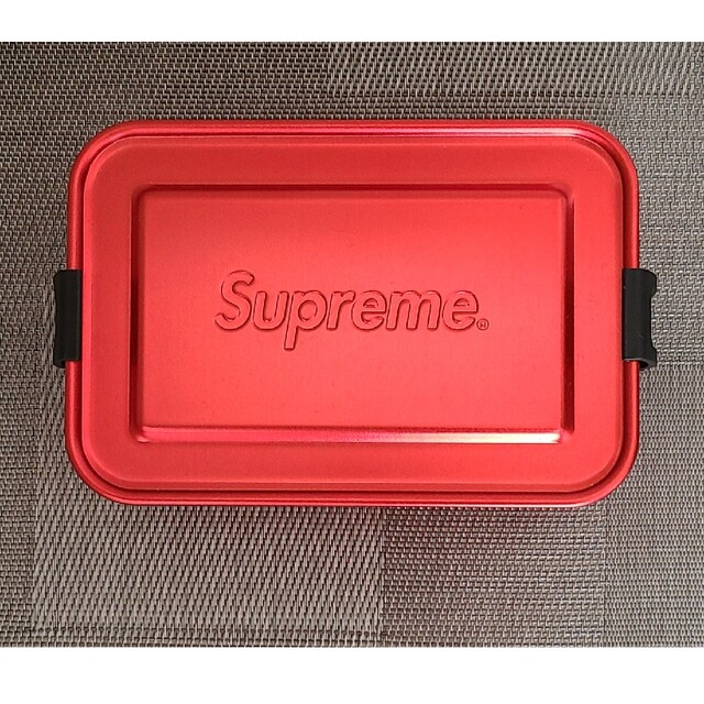 Supreme(シュプリーム)のSupreme 18SS SIGG Metal BOX  Plus size S インテリア/住まい/日用品のインテリア/住まい/日用品 その他(その他)の商品写真