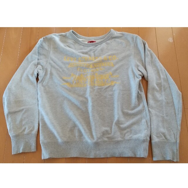 Levi's(リーバイス)のリーバイス　トレーナー　150 キッズ/ベビー/マタニティのキッズ服男の子用(90cm~)(Tシャツ/カットソー)の商品写真