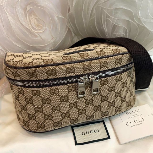 GUCCI　ボディーバック　GGスプリーム