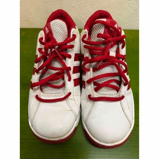 adidas 23(スニーカー)