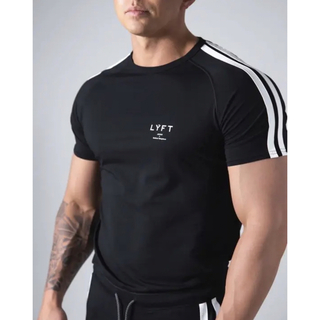 新品未使用　LYFT(リフト) 2ライン Tシャツ 黒 Lサイズ