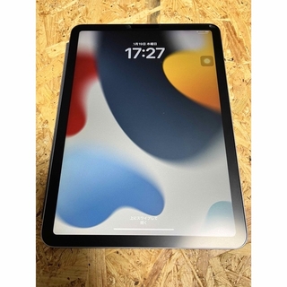 アップル(Apple)の【美品】iPad Air 第4世代 Wi-Fiモデル 64GB ブルー(タブレット)