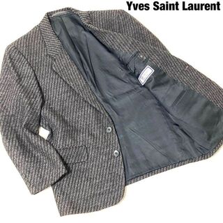 イヴサンローラン(Yves Saint Laurent)のイヴサンローラン　テーラードジャケット　ブラック　C90-W78-T165　美品(テーラードジャケット)