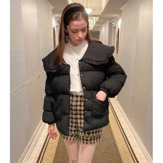 リル(LILOU)のlilou ダウンコート　frill collor down coat  (ダウンコート)