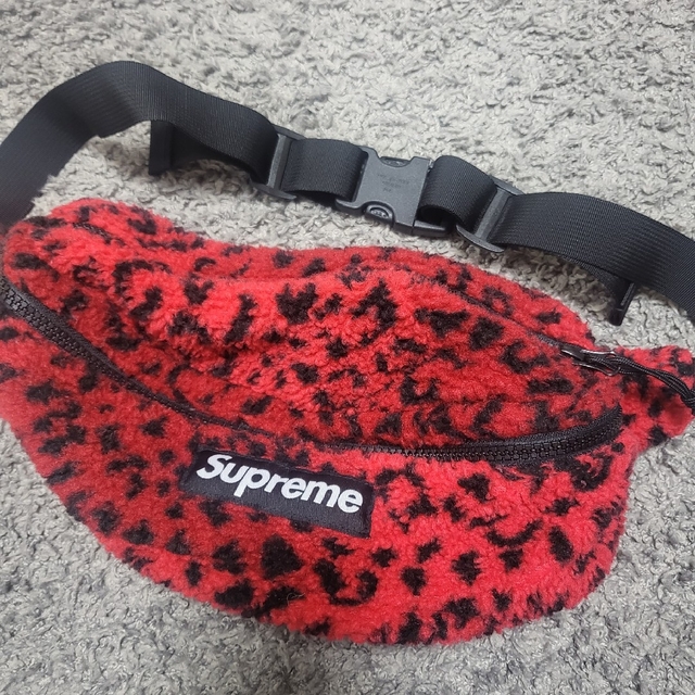Supreme レオパード バッグ ショルダー ウエストバッグ バッグ Supreme レオパード バッグ ショルダー ウエストバッグ バッグ