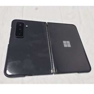 マイクロソフト(Microsoft)のマイクロソフト Surface Duo 2 128GB バンパー、ケース付き(スマートフォン本体)