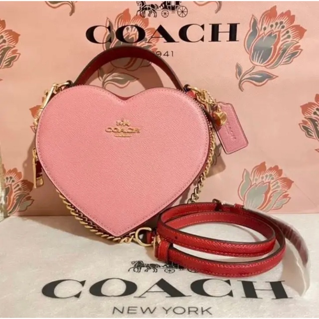 新品未使用☆ COACH コーチハート型 バック